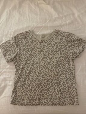Abercrombie & Fitch Beige Taupe Leopard Short Sleeve Tee